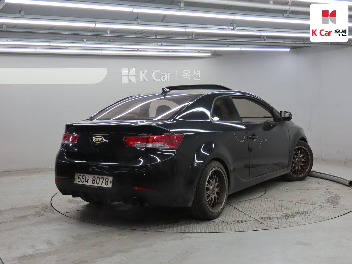 Kia Forte 2011 - Image 2