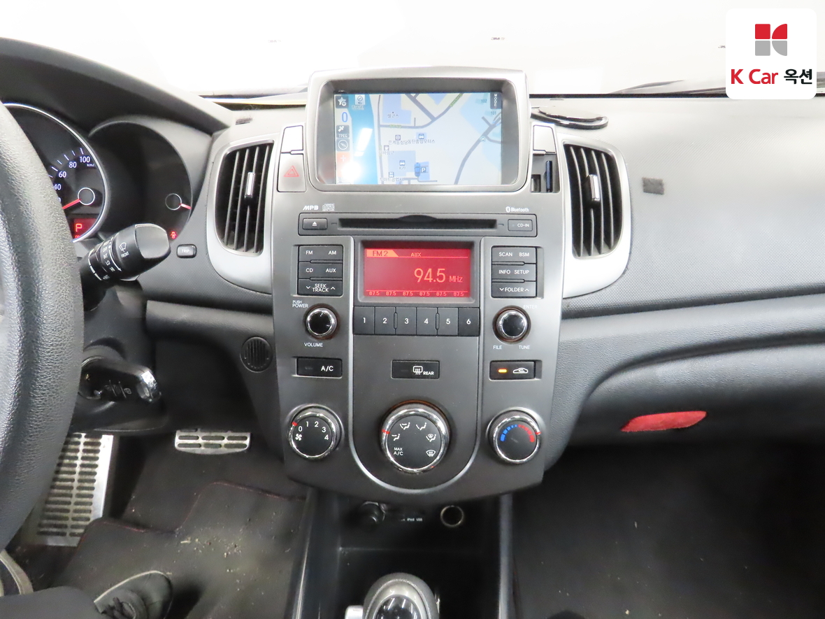 Kia Forte 2011 - Image 6