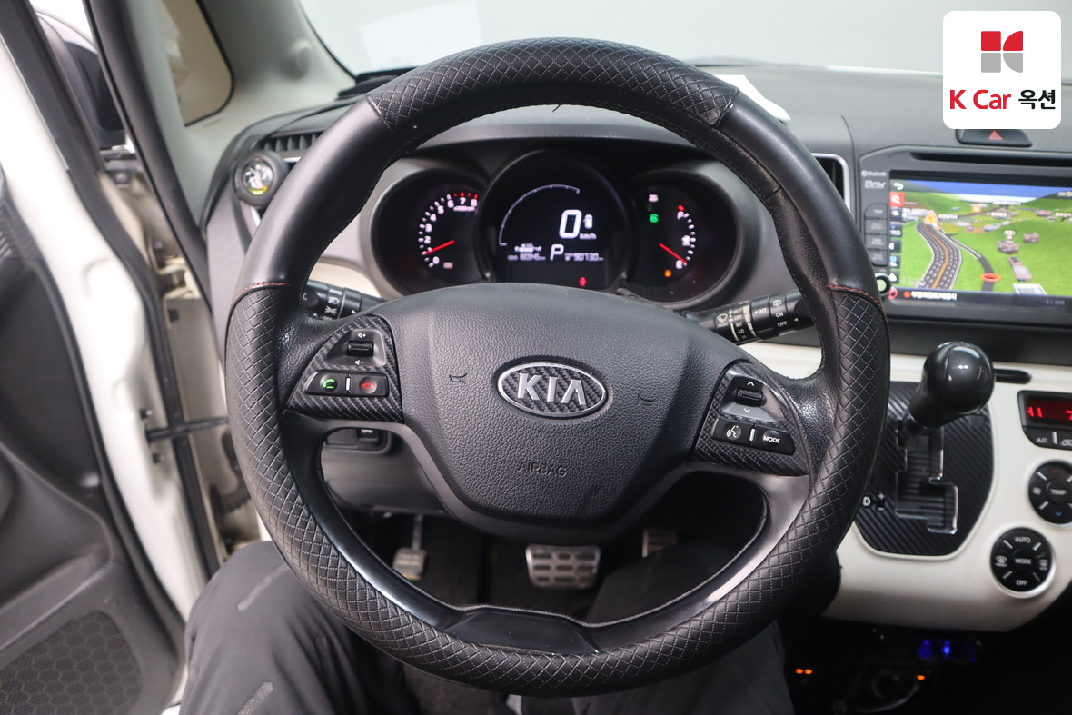 Kia Ray 2012 - Image 10