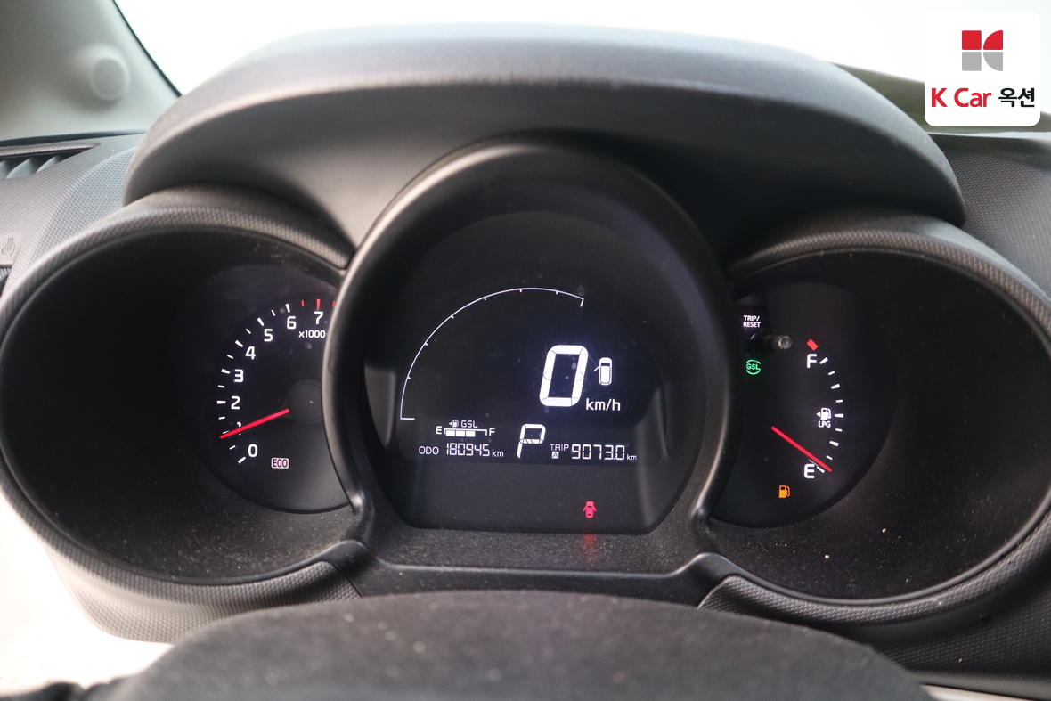 Kia Ray 2012 - Image 5