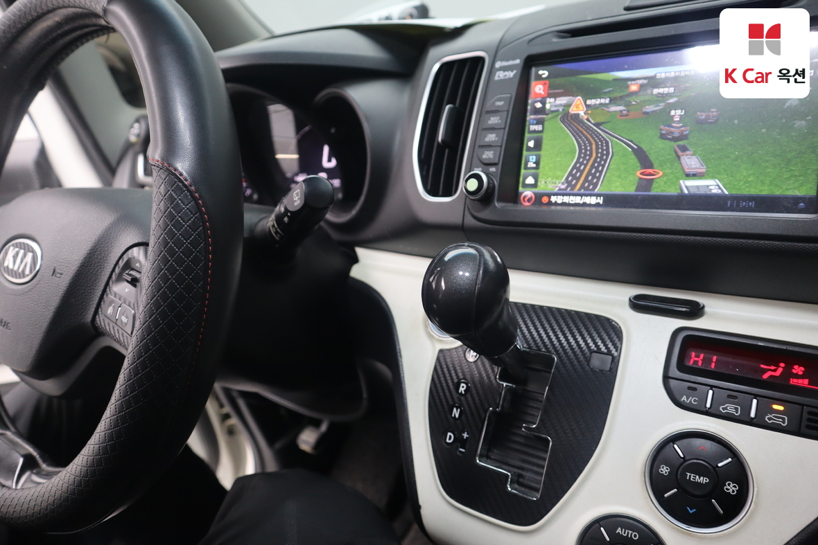 Kia Ray 2012 - Image 11