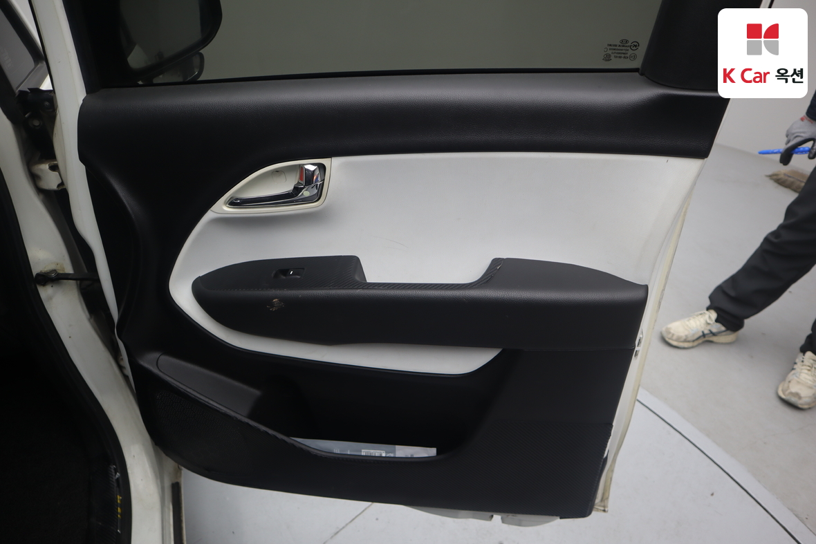 Kia Ray 2012 - Image 28