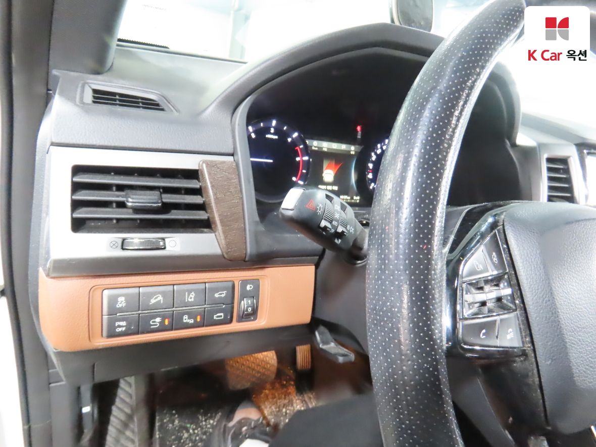 KG Mobility Rexton 2019 - Image 9