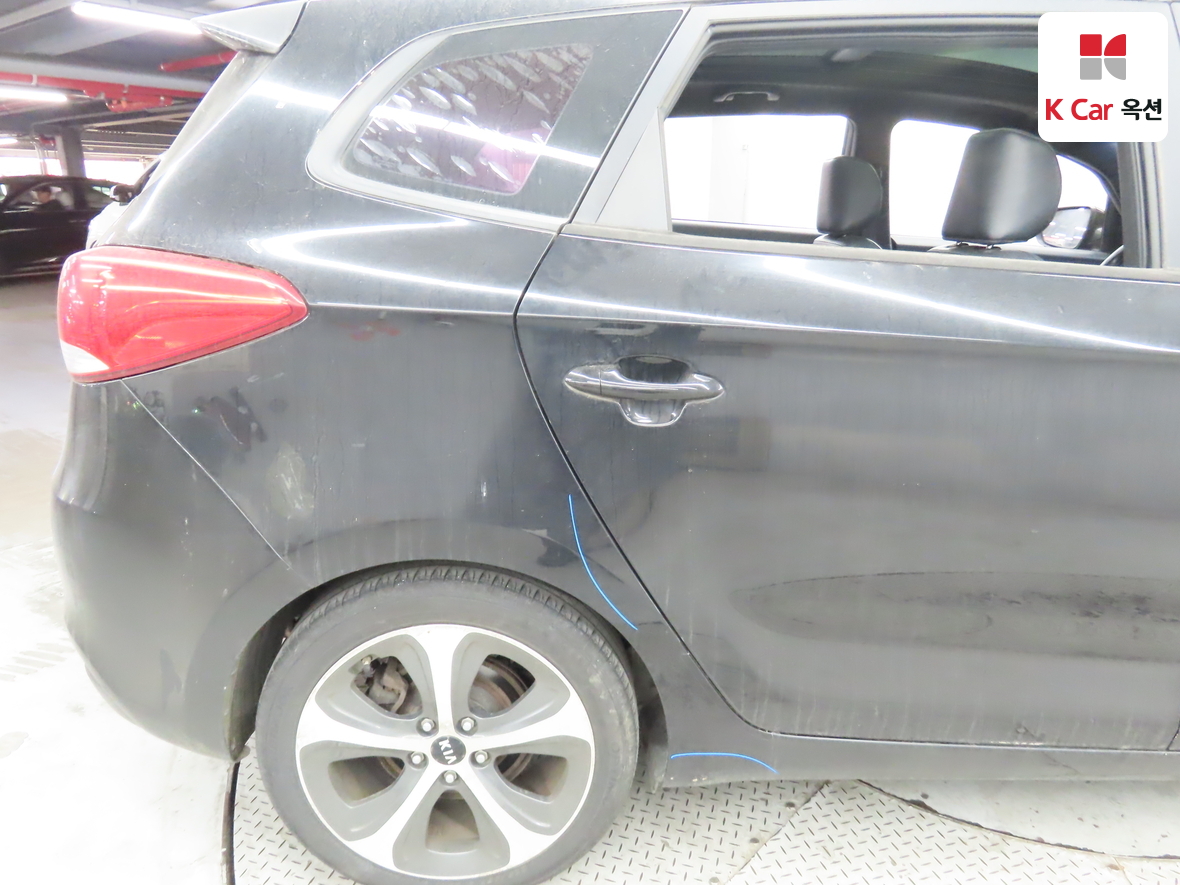 Kia Carens 2014 - Image 43