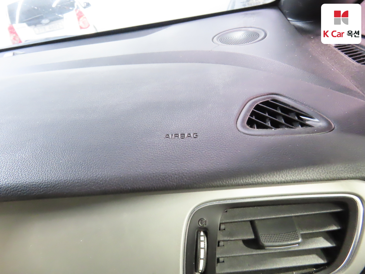 Kia Carens 2014 - Image 33