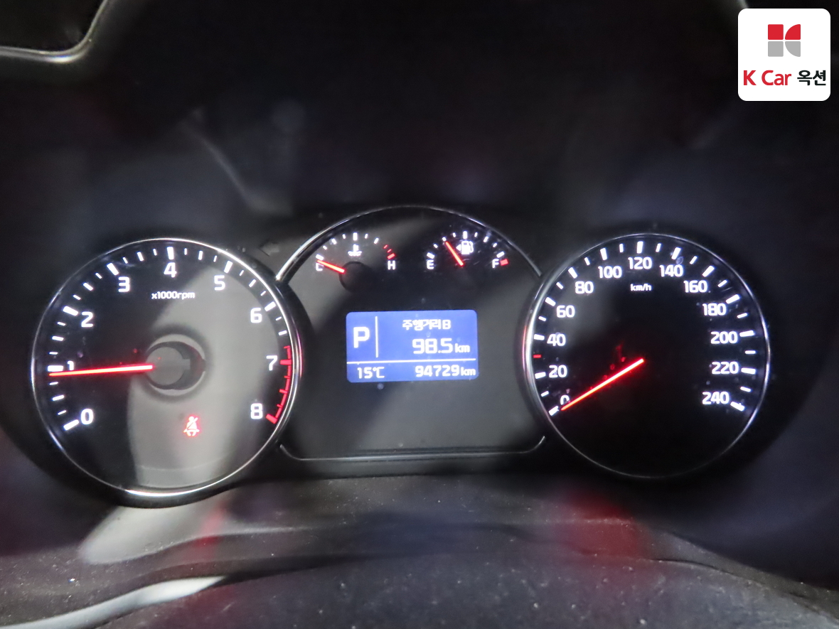 Kia Carens 2014 - Image 5