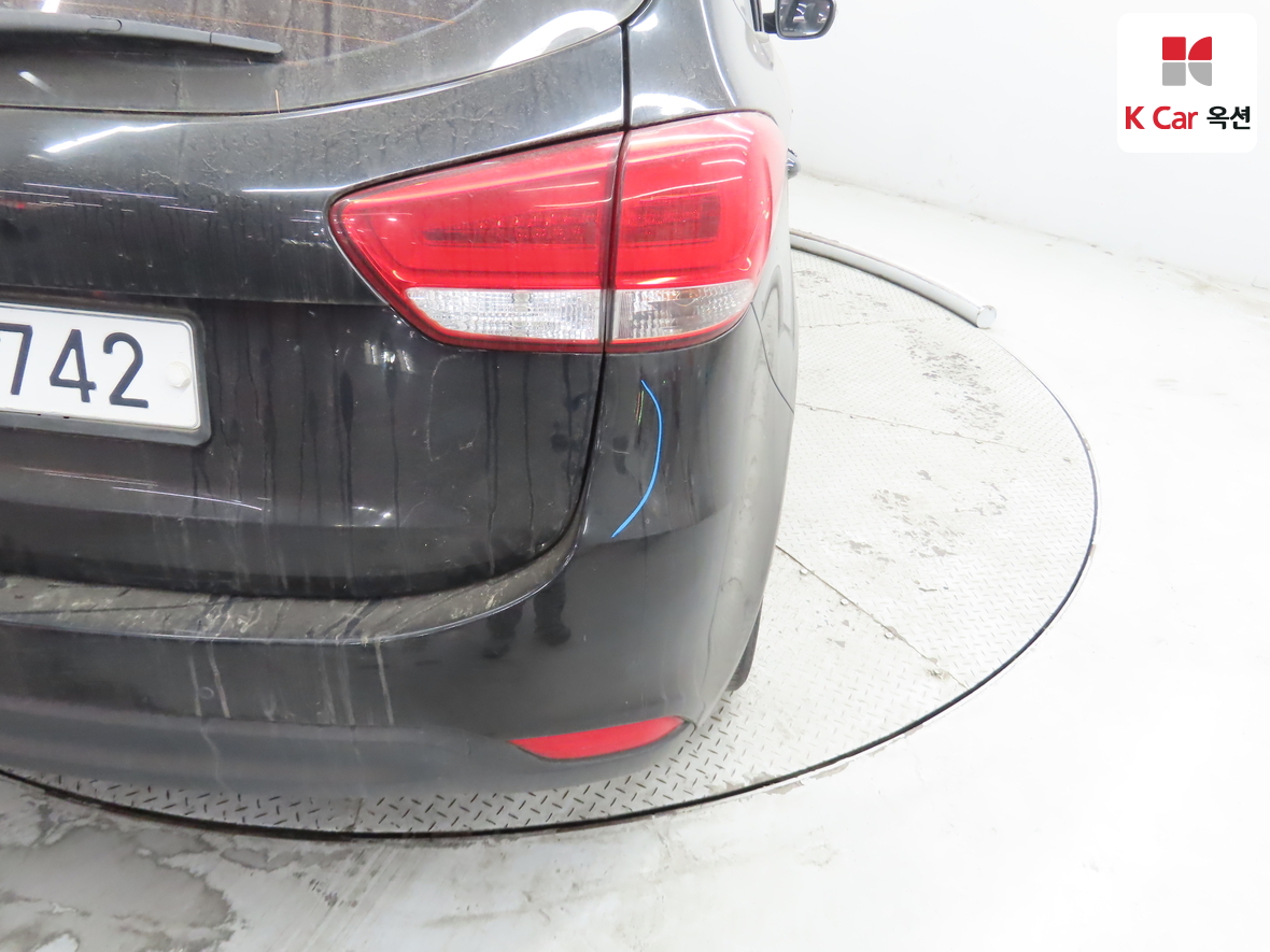 Kia Carens 2014 - Image 42