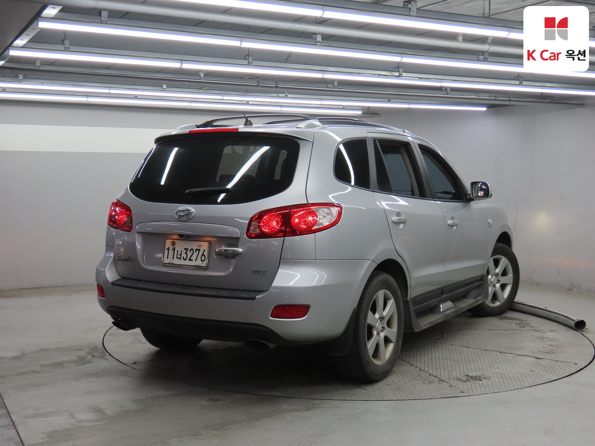 Hyundai Santa Fe 2007 - Image 2