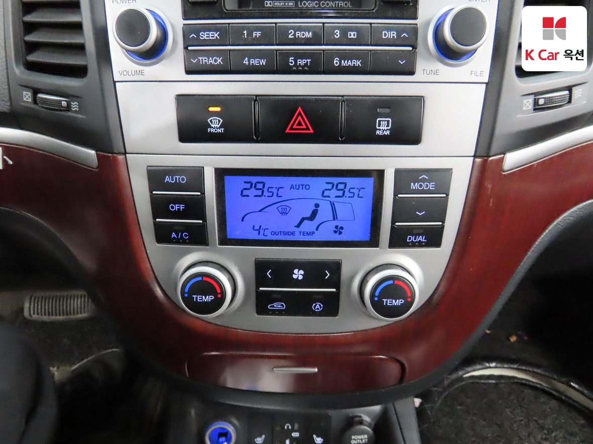 Hyundai Santa Fe 2007 - Image 15