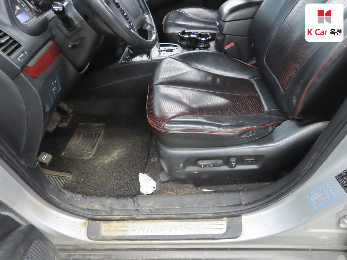 Hyundai Santa Fe 2007 - Image 17