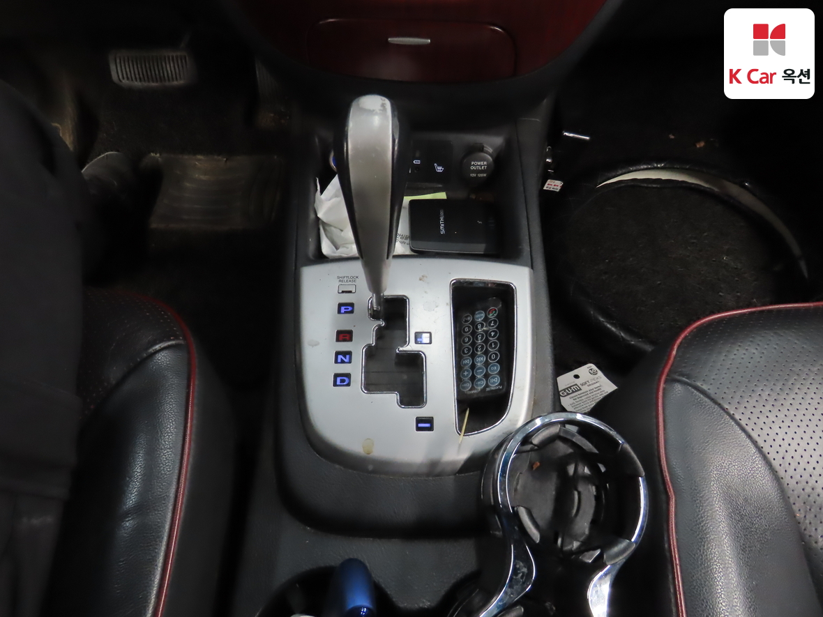 Hyundai Santa Fe 2007 - Image 16