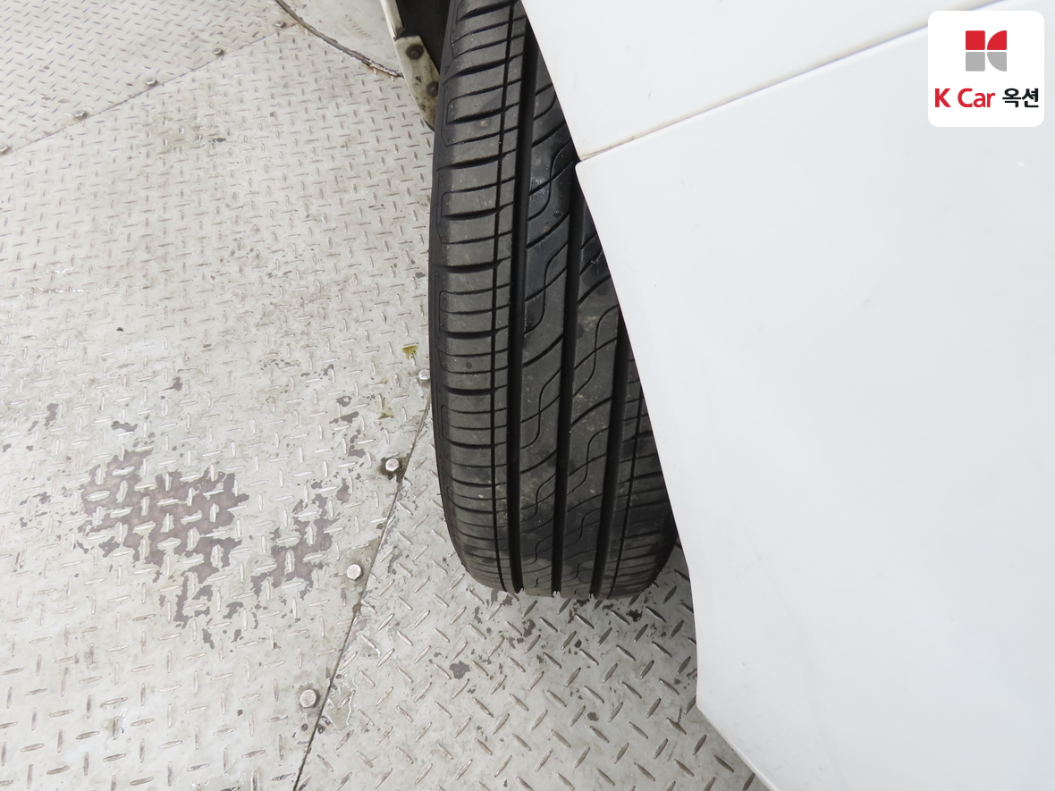 جنرال موتورز كوريا سبارك 2012 - صورة 30