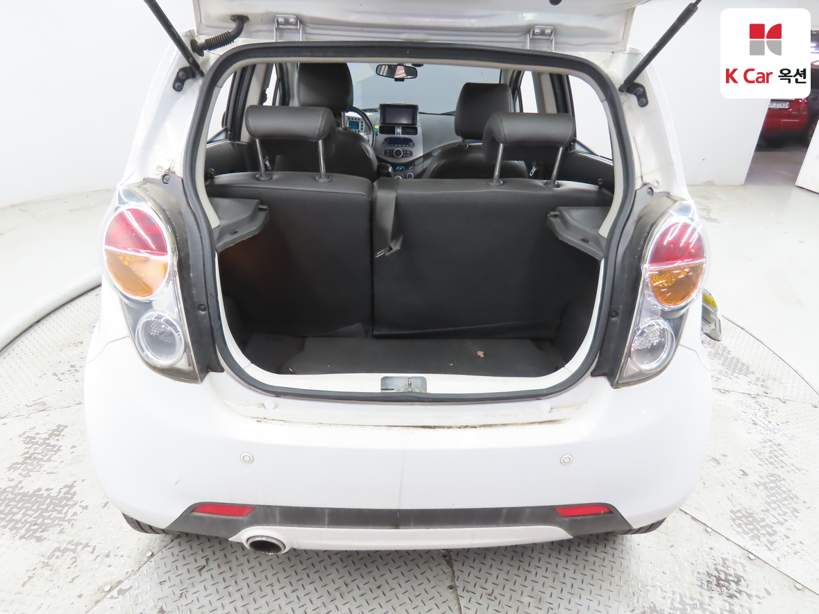 جنرال موتورز كوريا سبارك 2012 - صورة 23