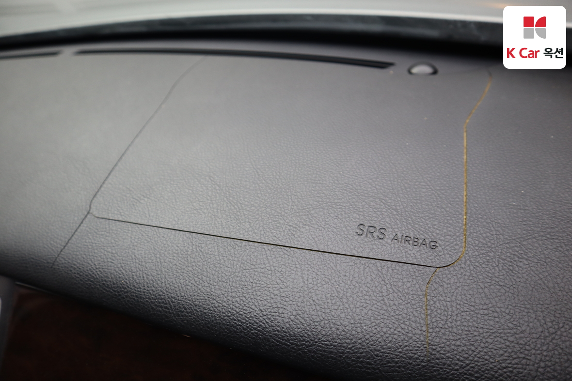 هيونداي جينيسيس 2009 - صورة 30