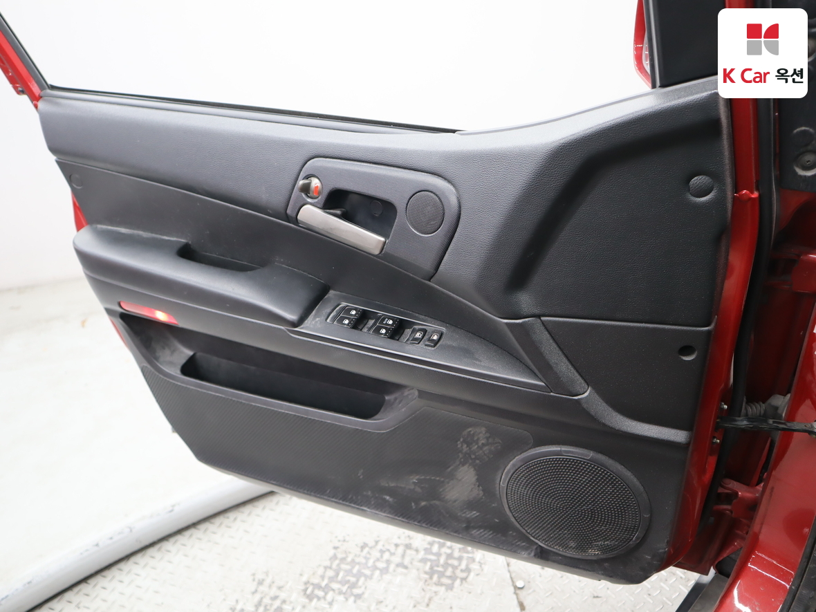 KG Mobility Korando Sports 2017 - Image 8