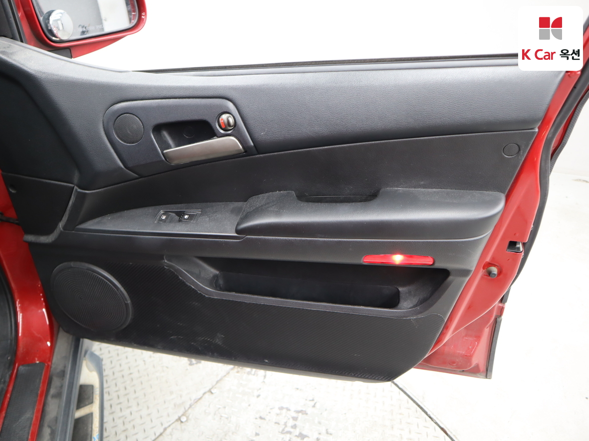 KG Mobility Korando Sports 2017 - Image 27