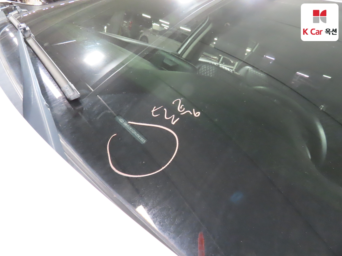 Hyundai Santa Fe 2019 - Image 34