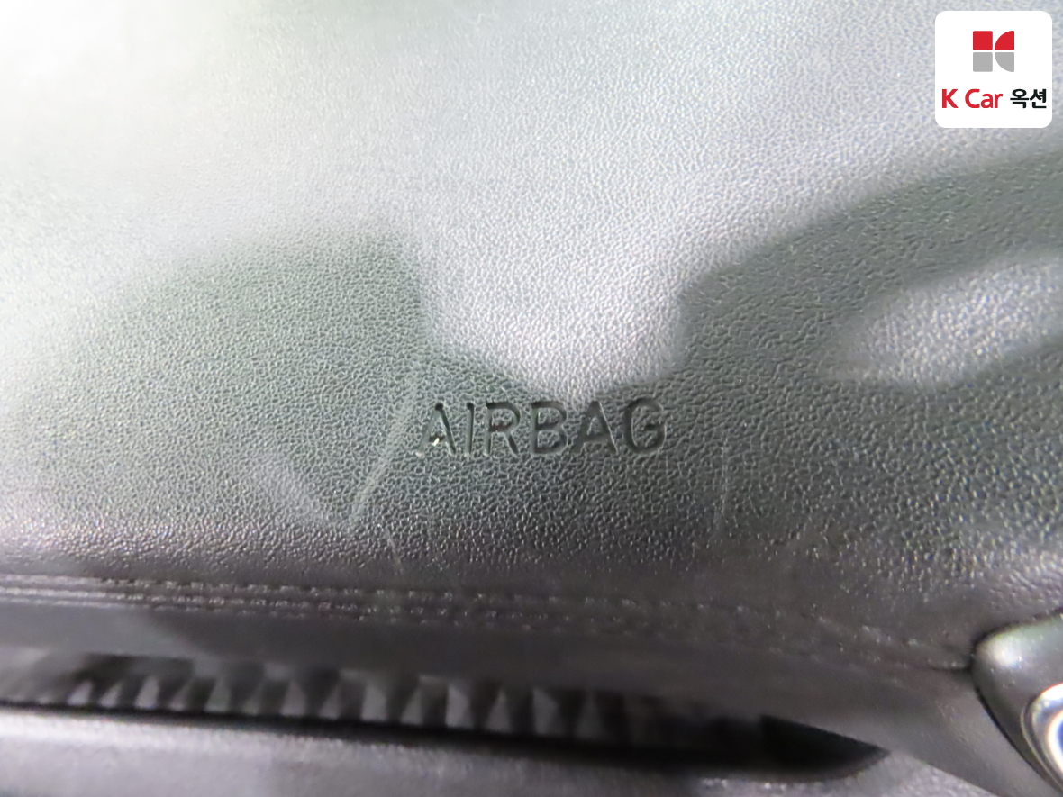 Hyundai Santa Fe 2019 - Image 31