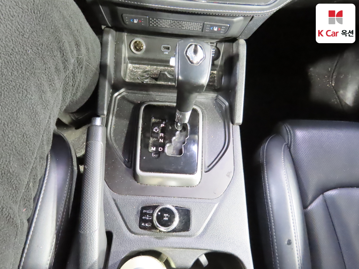 KG Mobility Rexton Sports - 16