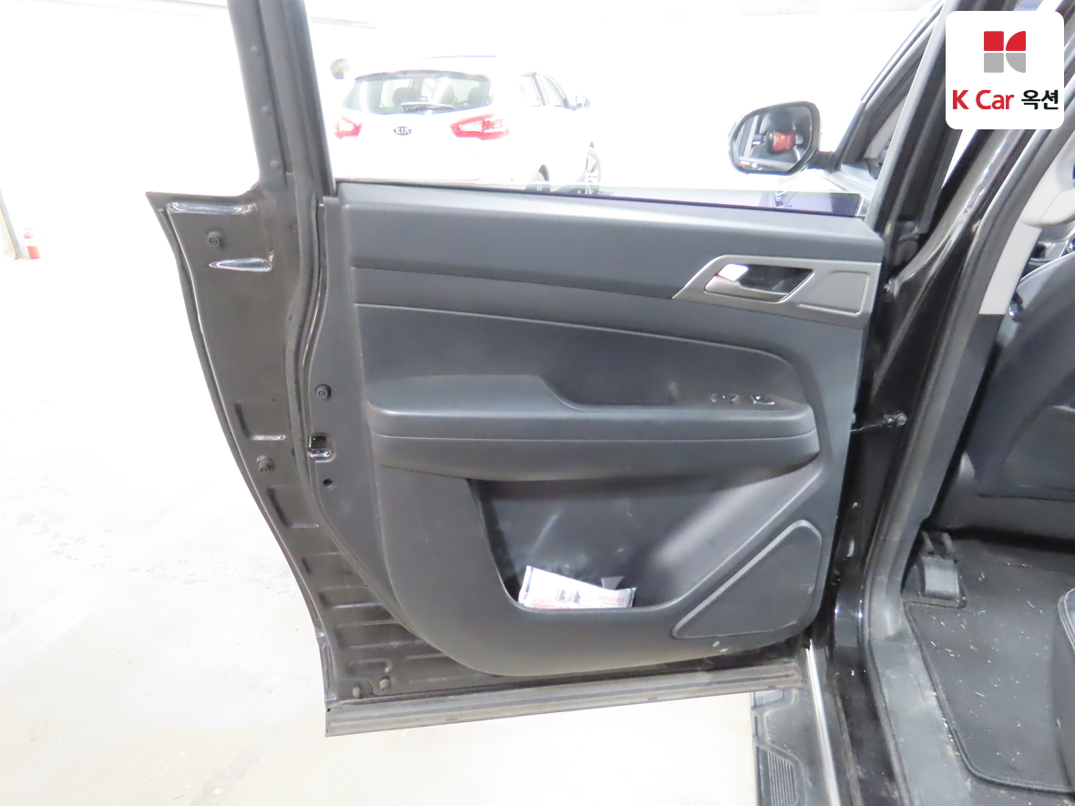 KG Mobility Rexton Sports - 22