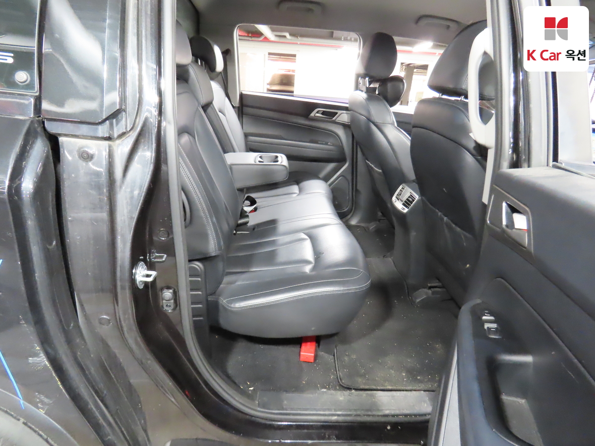 KG Mobility Rexton Sports - 27