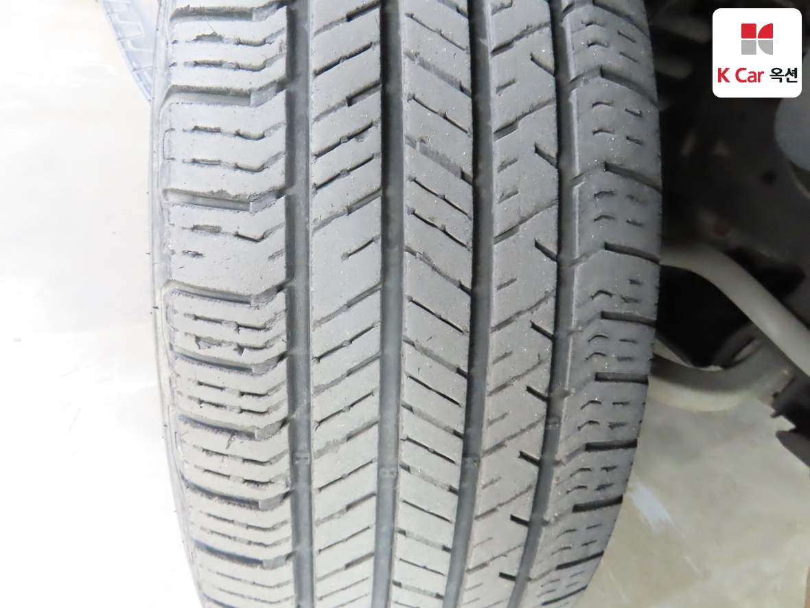 KG Mobility Rexton Sports - 31