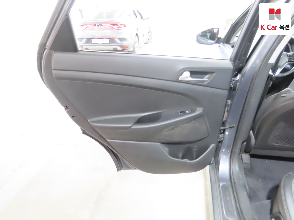 هيونداي توسان 2017 - صورة 23