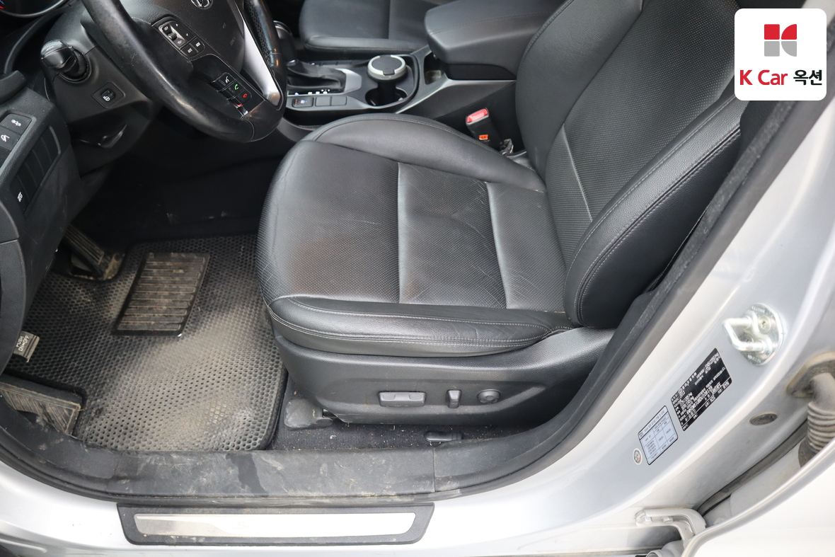 هيونداي سانتافي 2013 - صورة 18