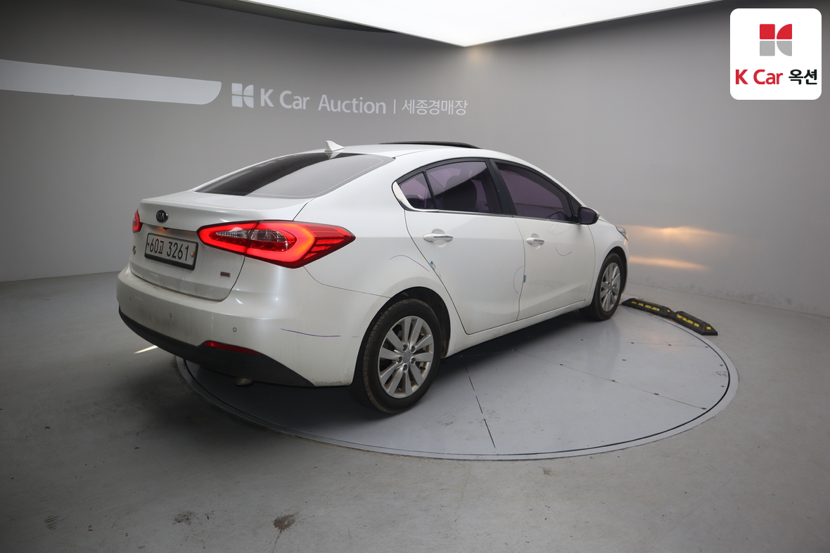 كيا K3 2013 - صورة 2