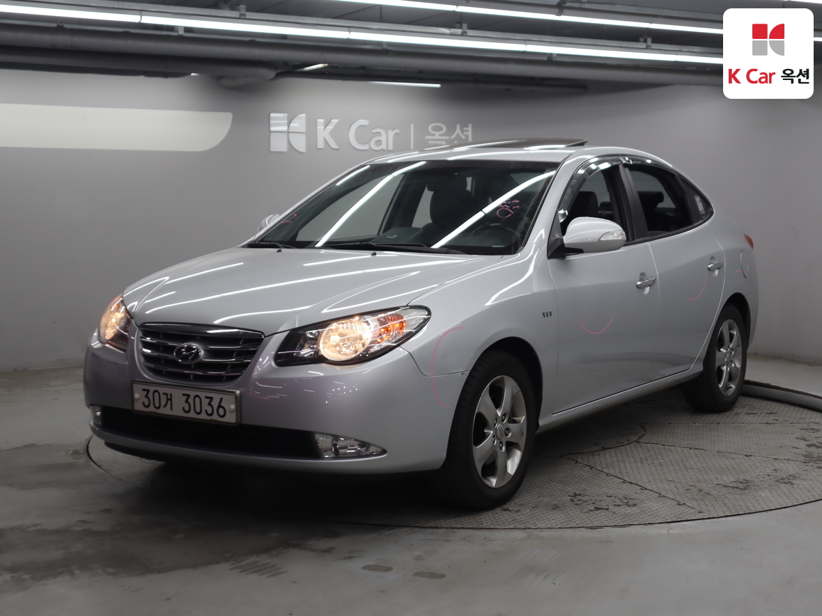 Hyundai Elantra 2010 - Image 1