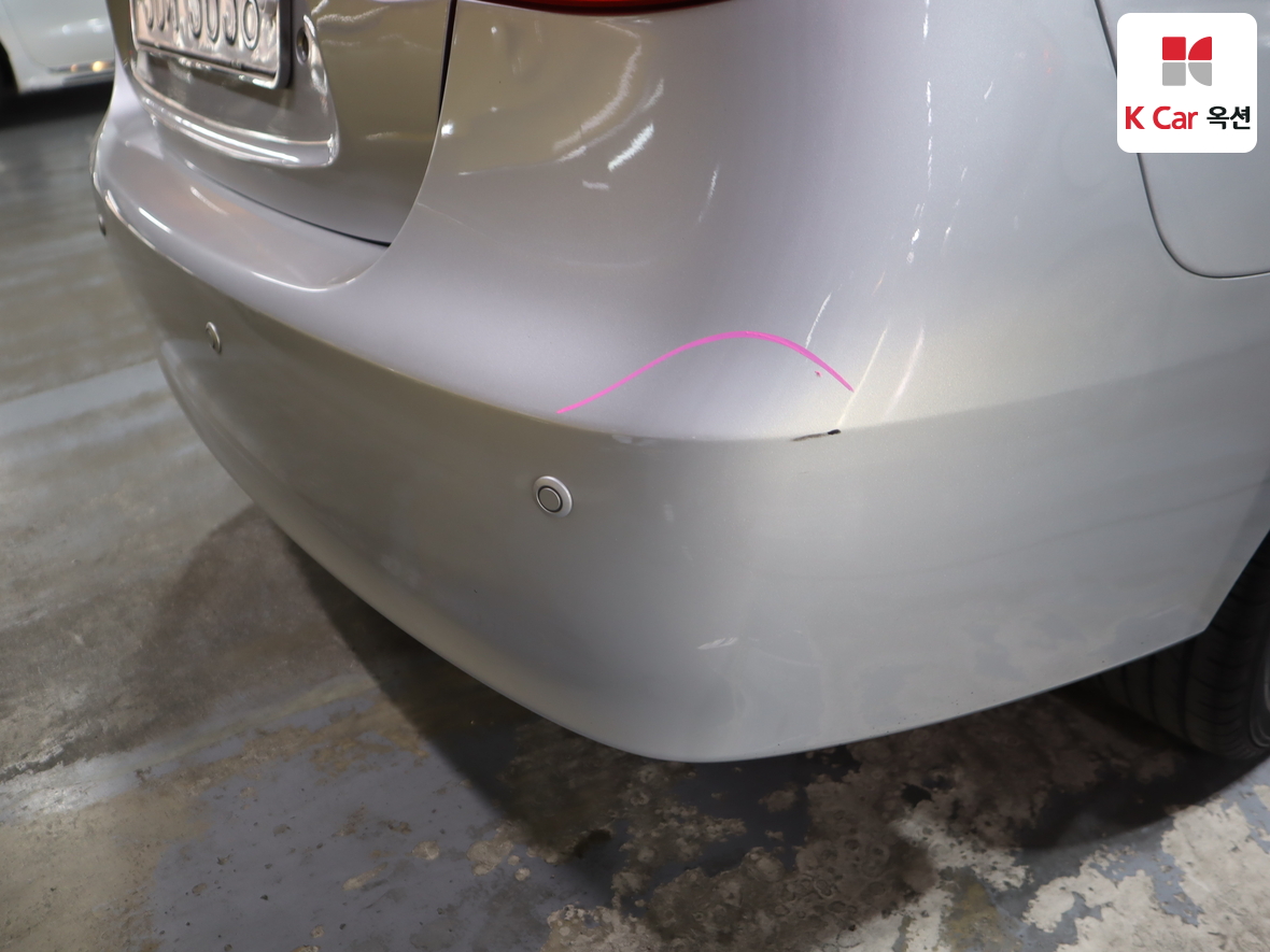 Hyundai Elantra 2010 - Image 42