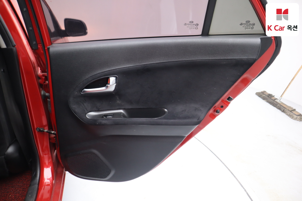 Kia Morning 2013 - Image 27