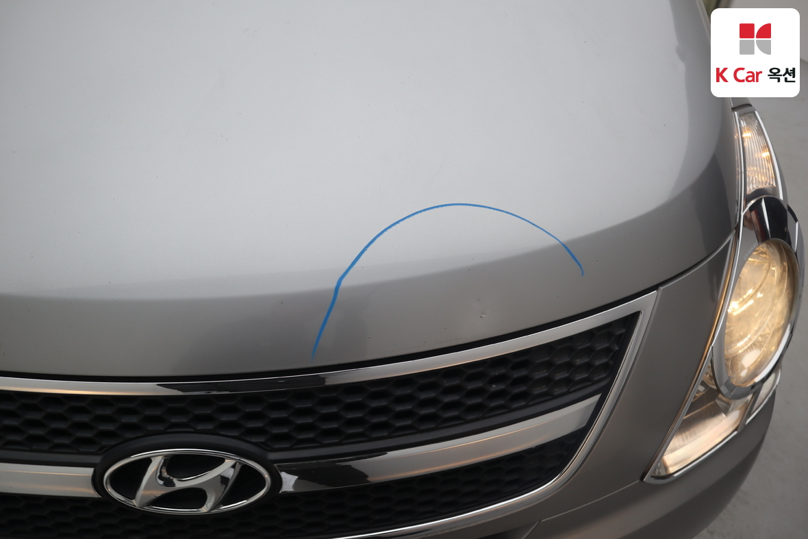 هيونداي جراند ستاريكس 2011 - صورة 34