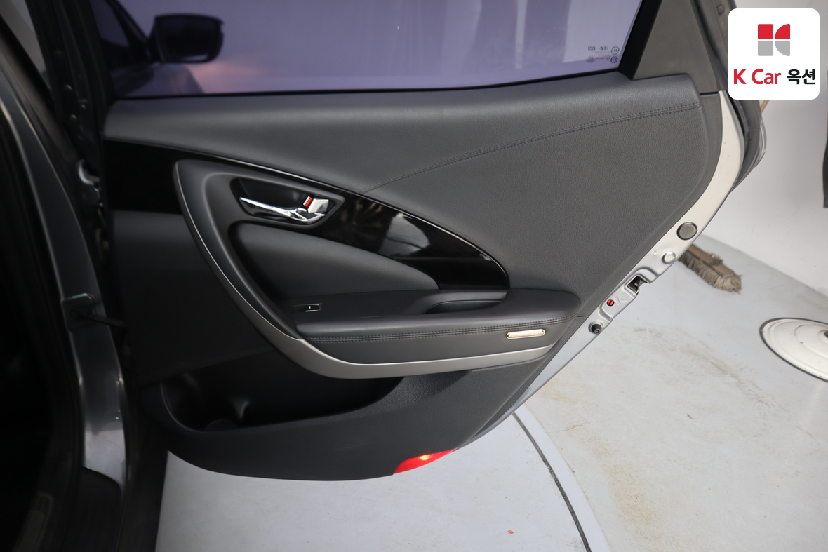 هيونداي أزيرا 2012 - صورة 29