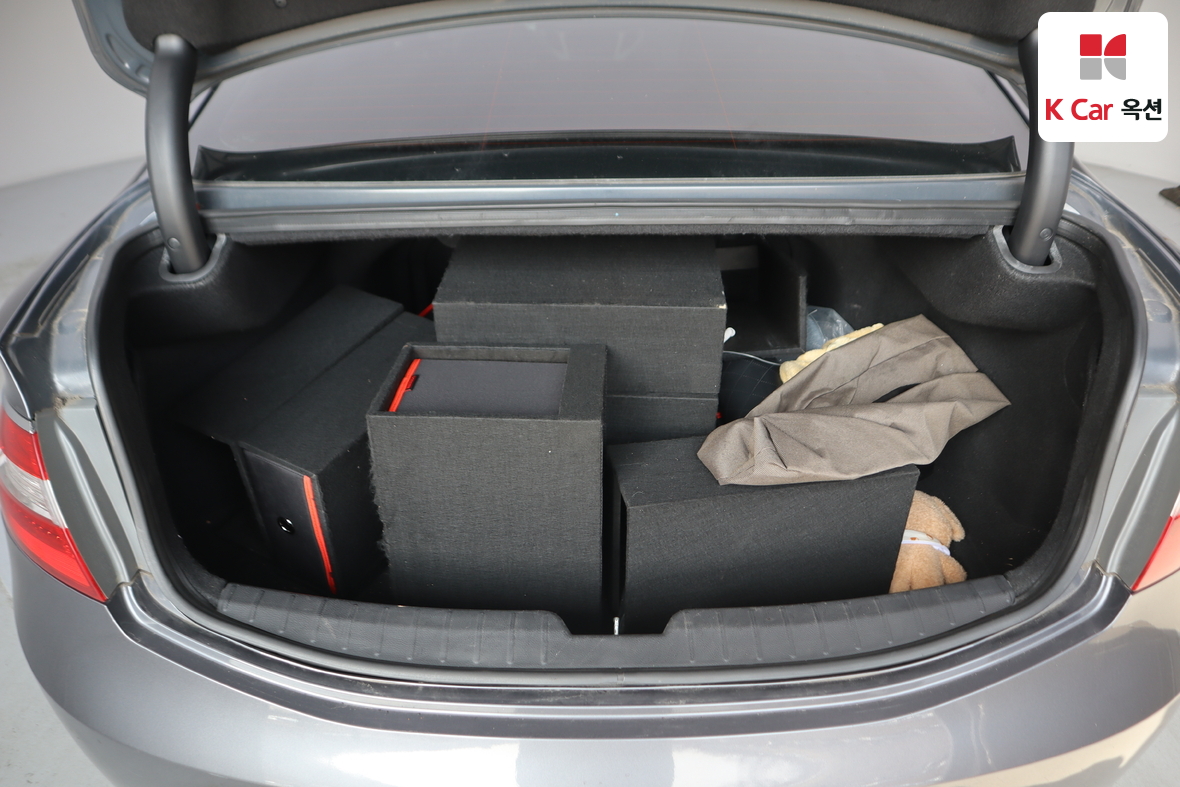 هيونداي أزيرا 2012 - صورة 28