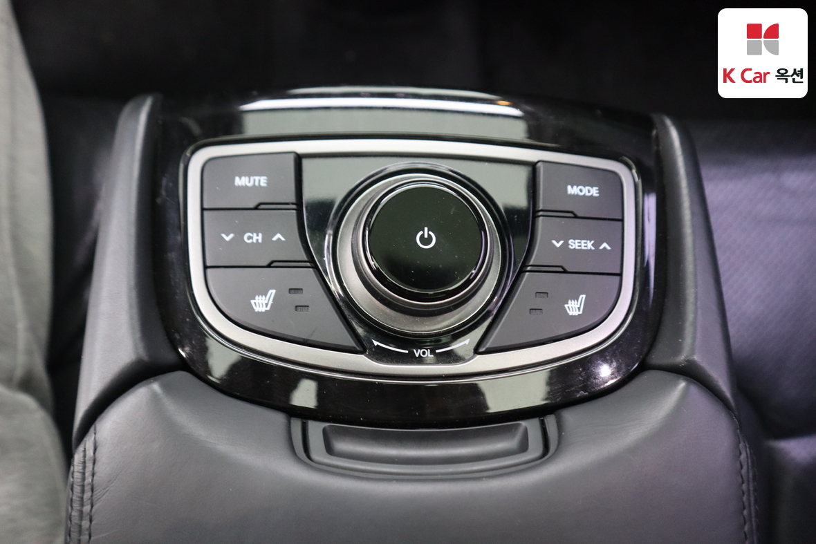 هيونداي أزيرا 2012 - صورة 26