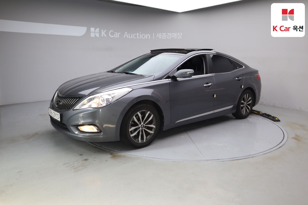 هيونداي أزيرا 2012 - صورة 1