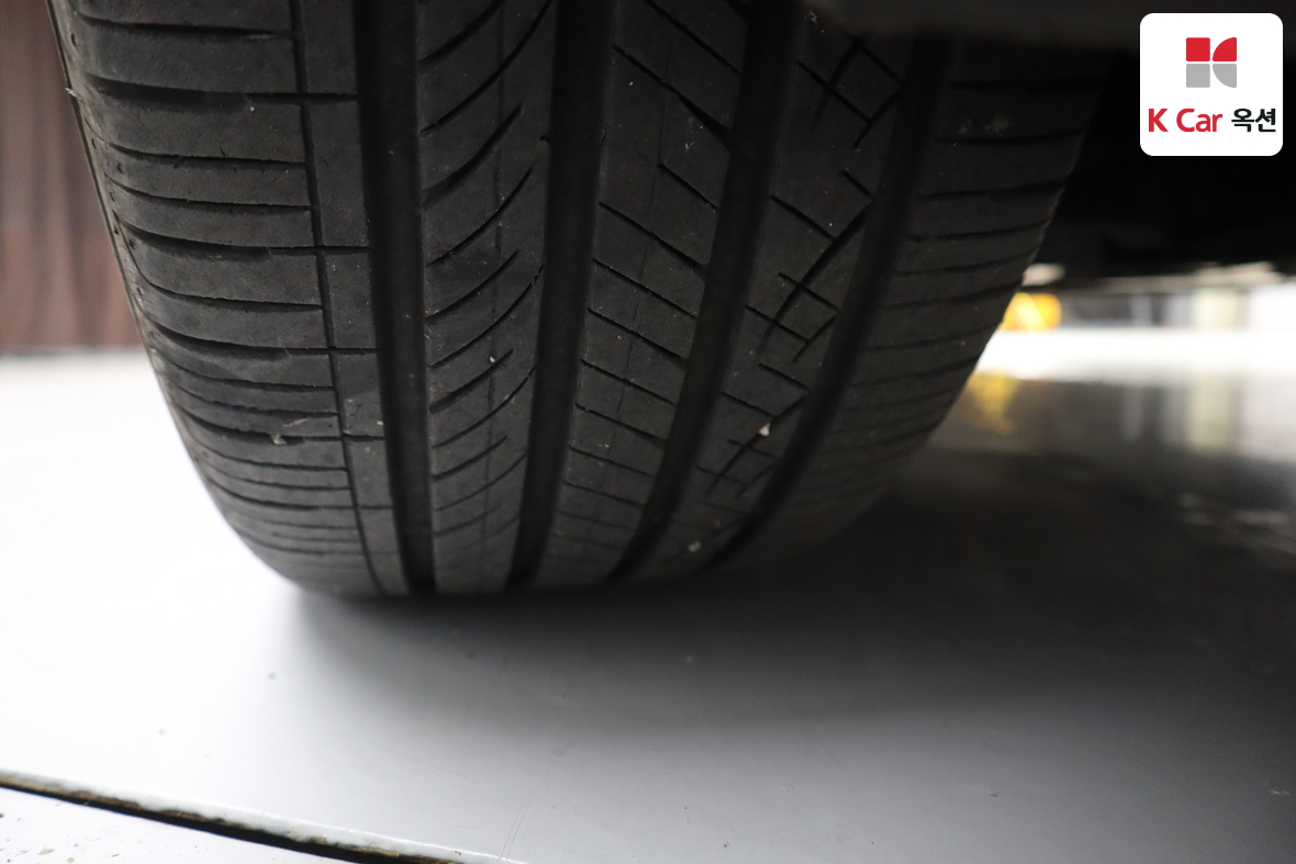 Kia K7 2016 - Image 31