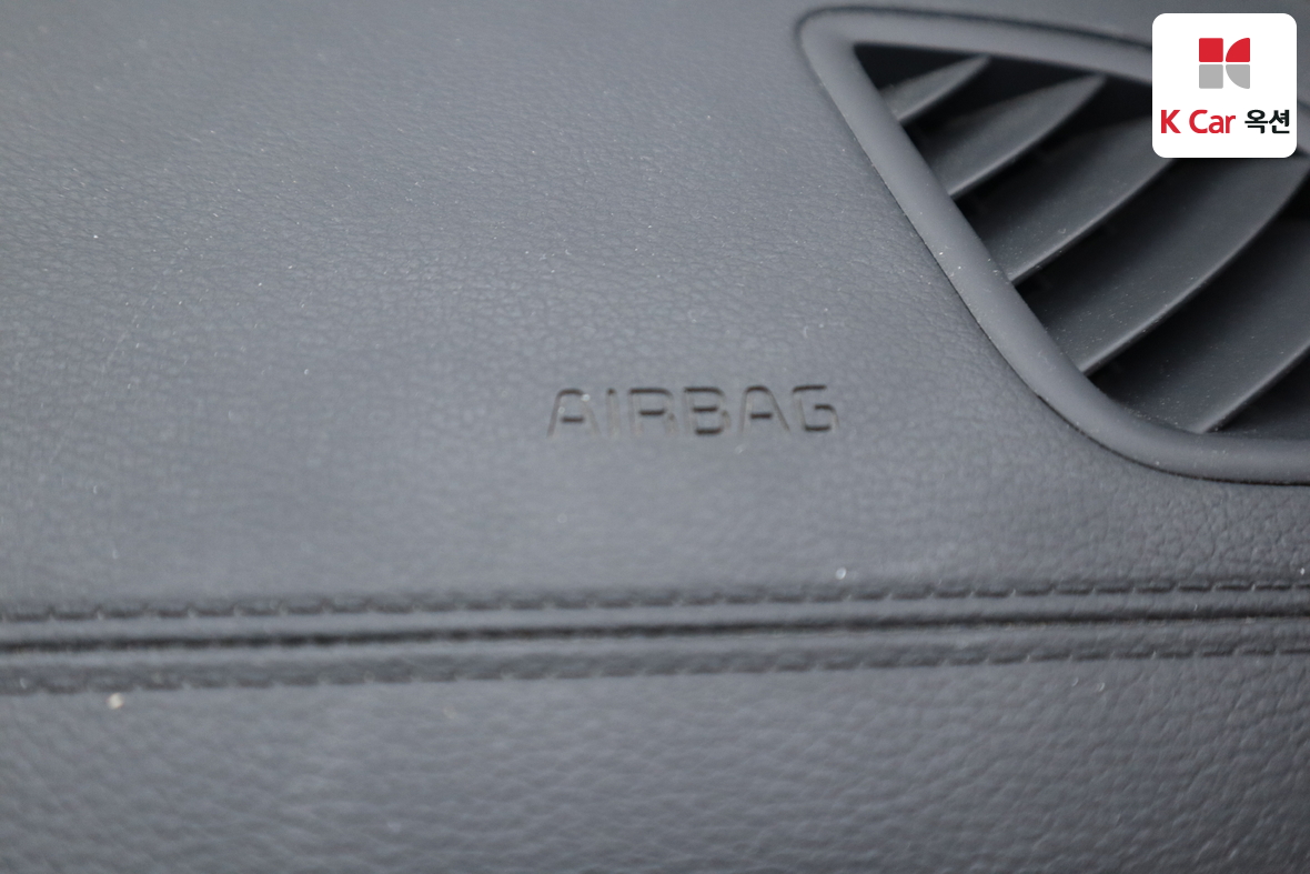 Kia K7 2016 - Image 29