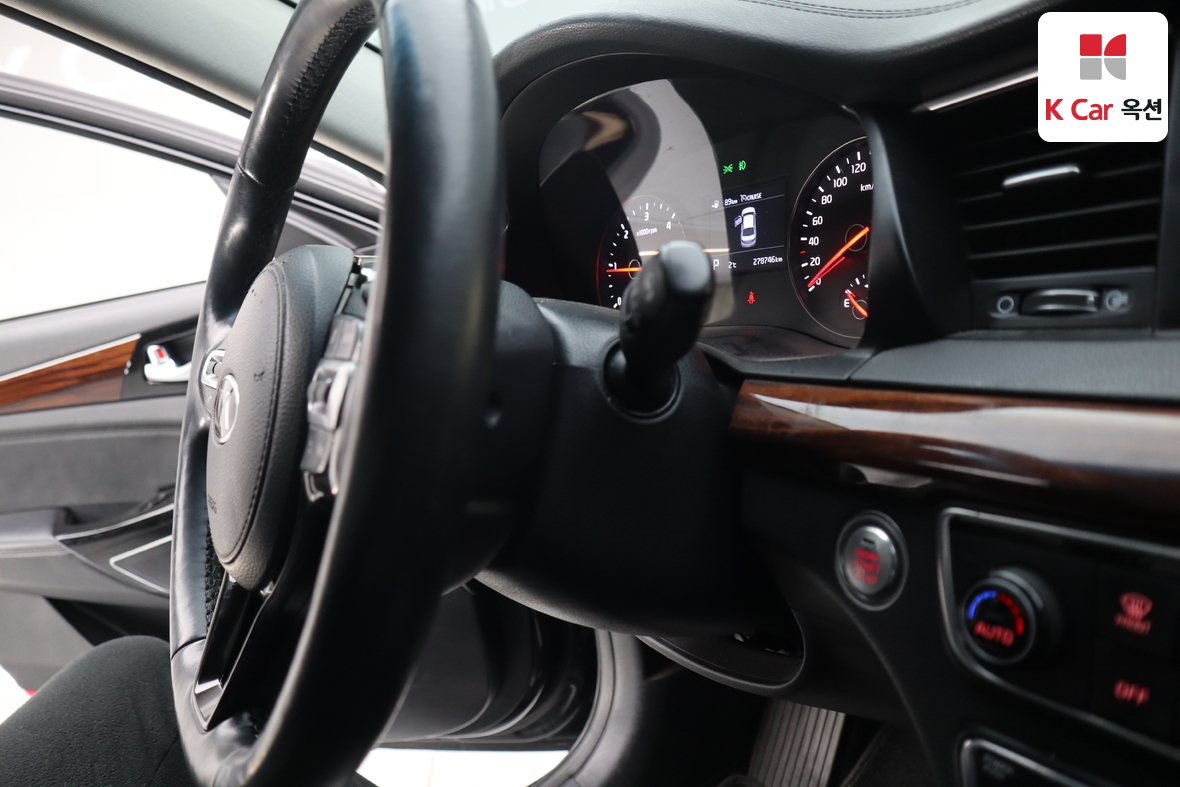Kia K7 2016 - Image 11
