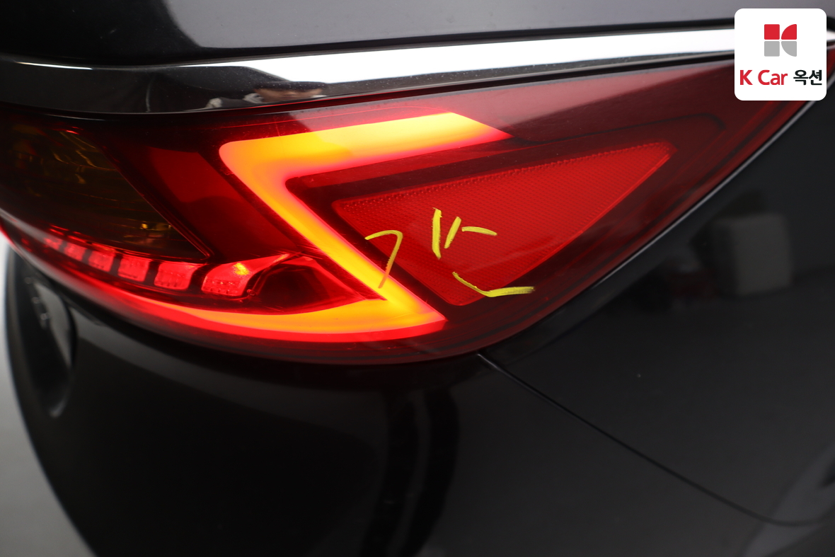 Kia K7 2016 - Image 40