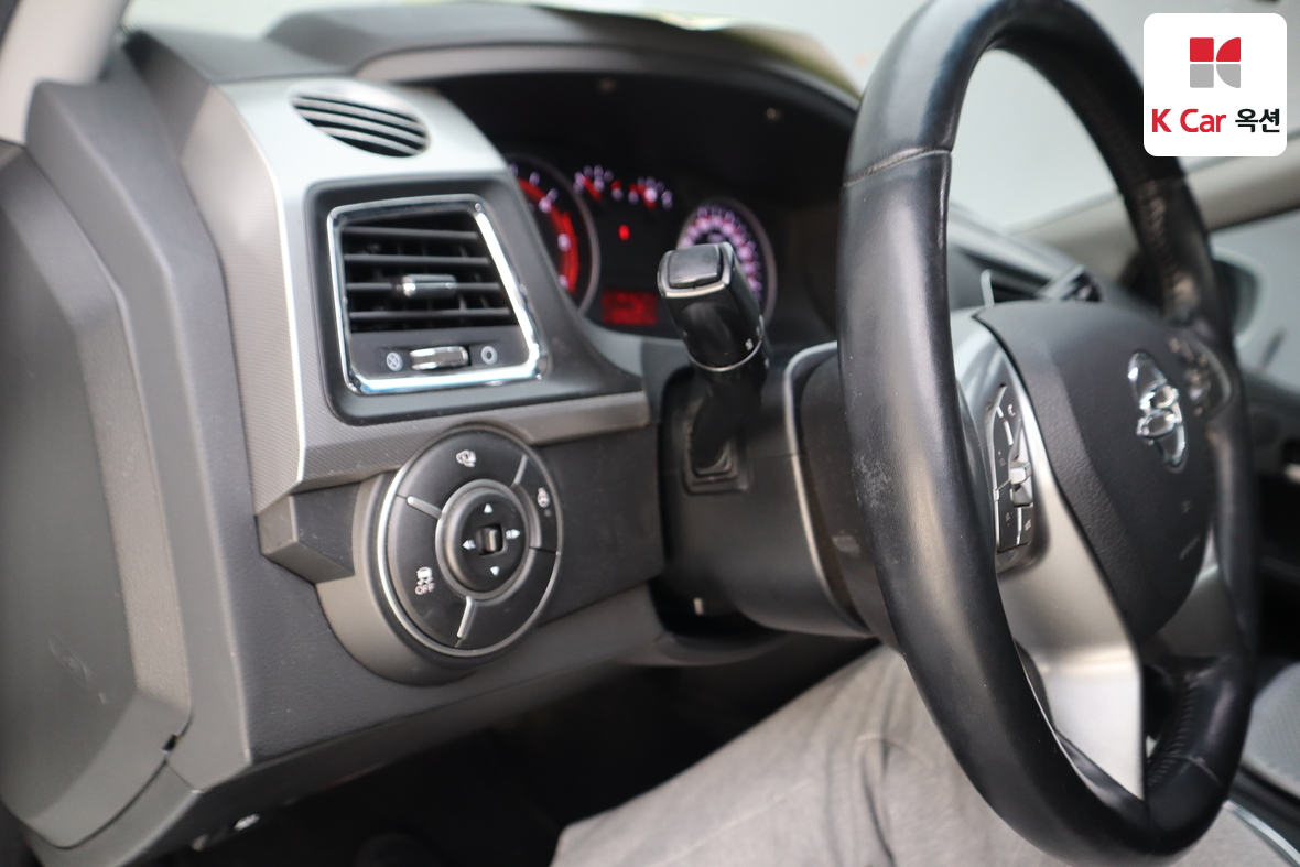 KG Mobility Korando Sports 2018 - Image 9