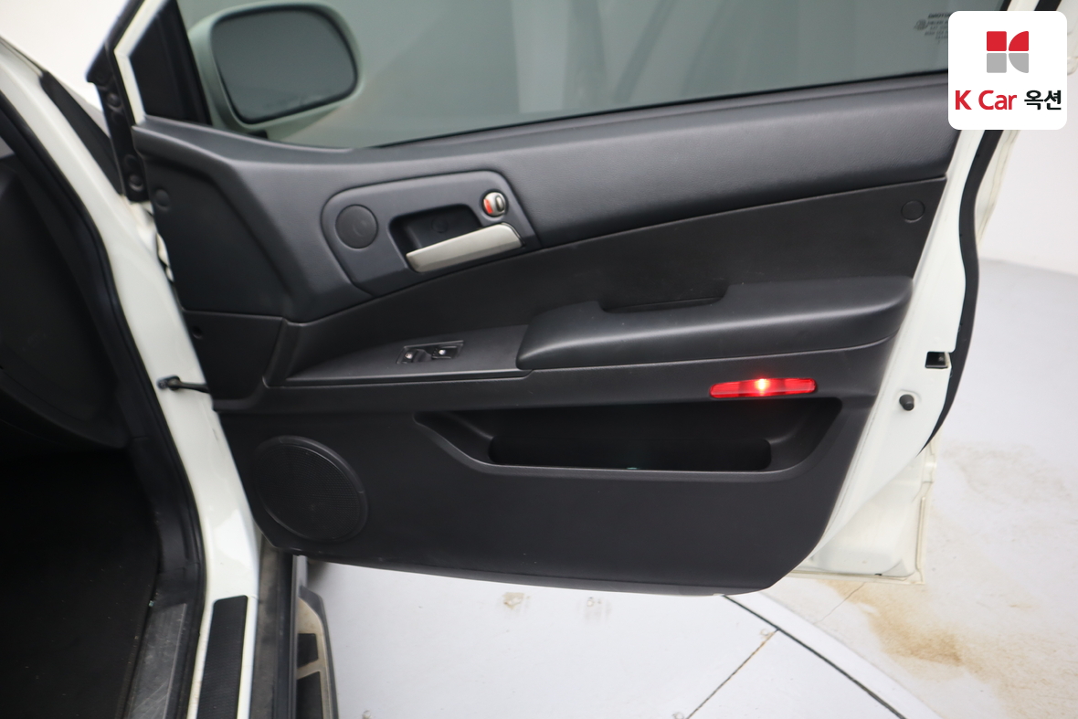 KG Mobility Korando Sports 2018 - Image 27