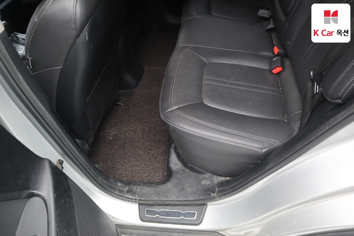 كيا سبورتاج 2011 - صورة 23