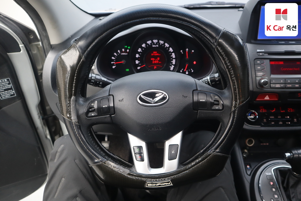 كيا سبورتاج 2011 - صورة 10