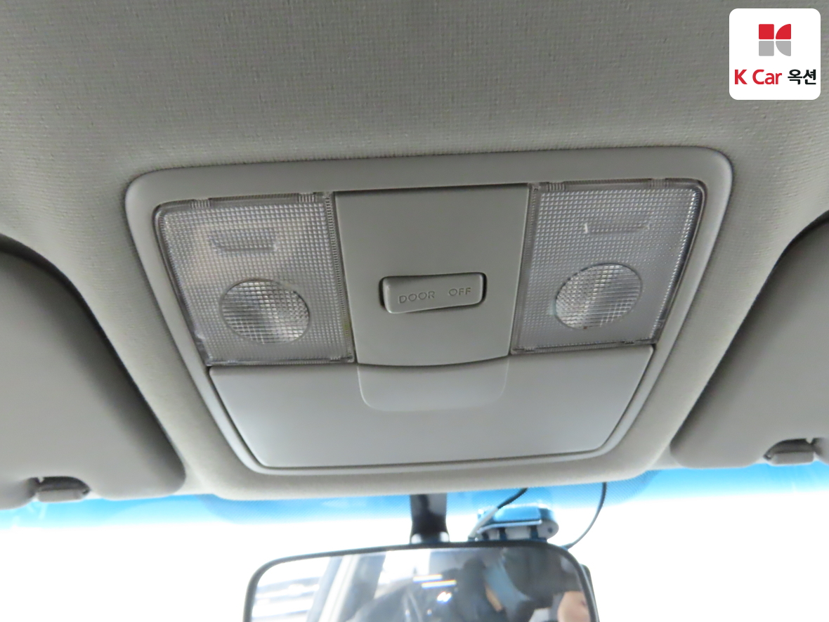 كيا فورتي 2011 - صورة 12