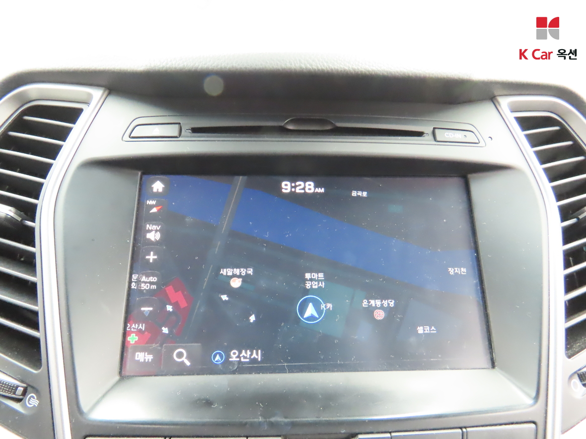 هيونداي سانتافي 2017 - صورة 14