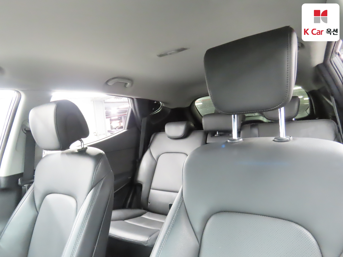 هيونداي سانتافي 2017 - صورة 19