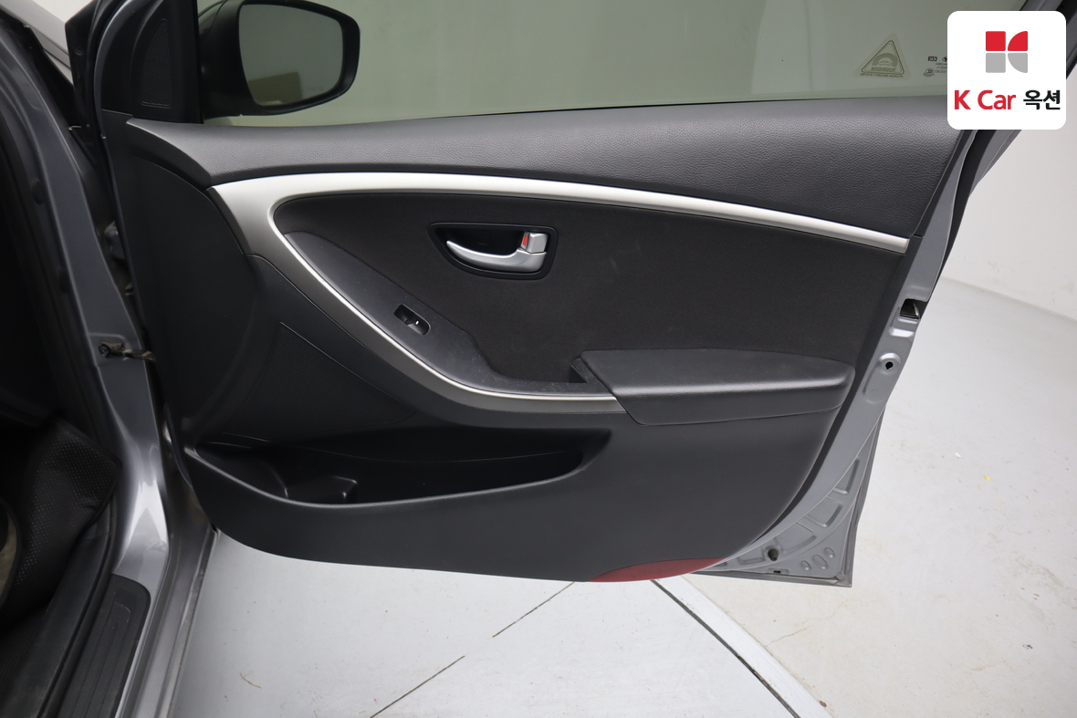 Hyundai i30 2012 - Image 27