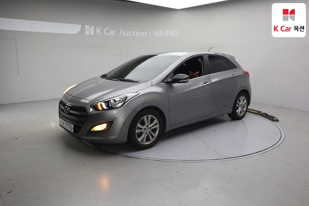 Hyundai i30 2012 - Image 1